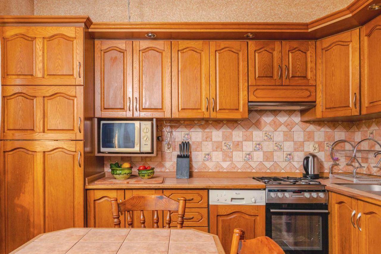 Mira - Mira Pokoje Z Widokiem Na Jezioro Chmielno Εξωτερικό φωτογραφία