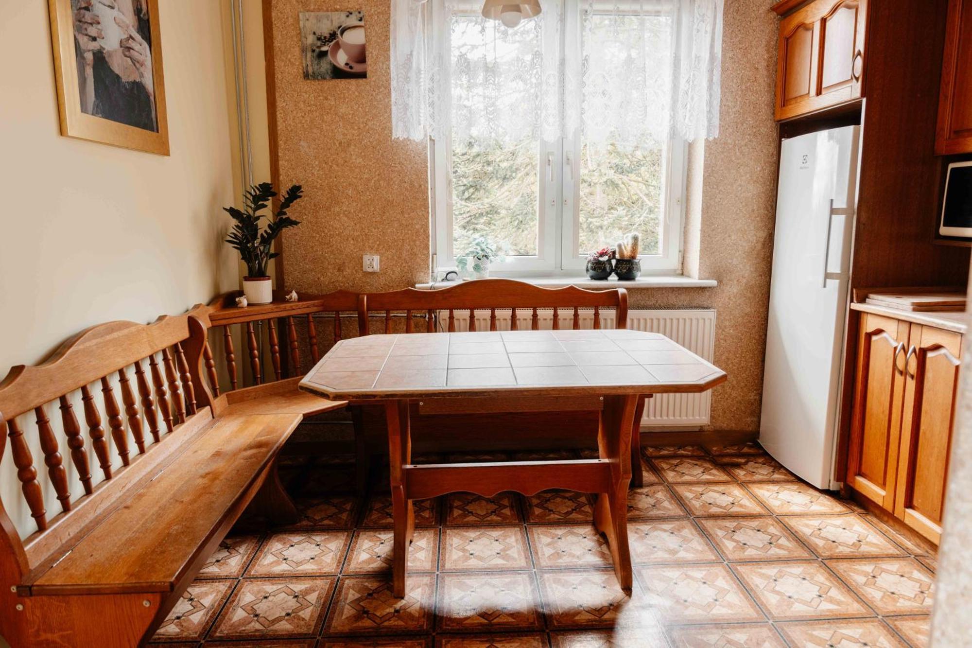 Mira - Mira Pokoje Z Widokiem Na Jezioro Chmielno Εξωτερικό φωτογραφία